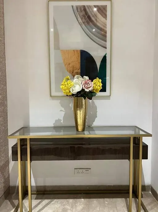 גורגאון Luxury Studios Key8 דירה